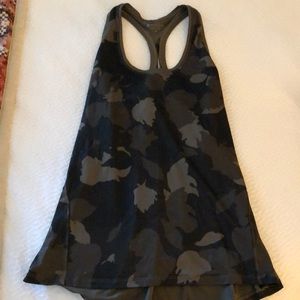 Athleta Camo workout tank